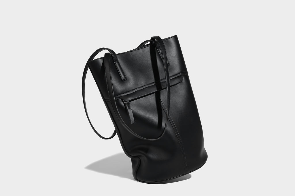 High-quality Plant-tanned Cowhide Vintage Commuter Bucket Tote bag