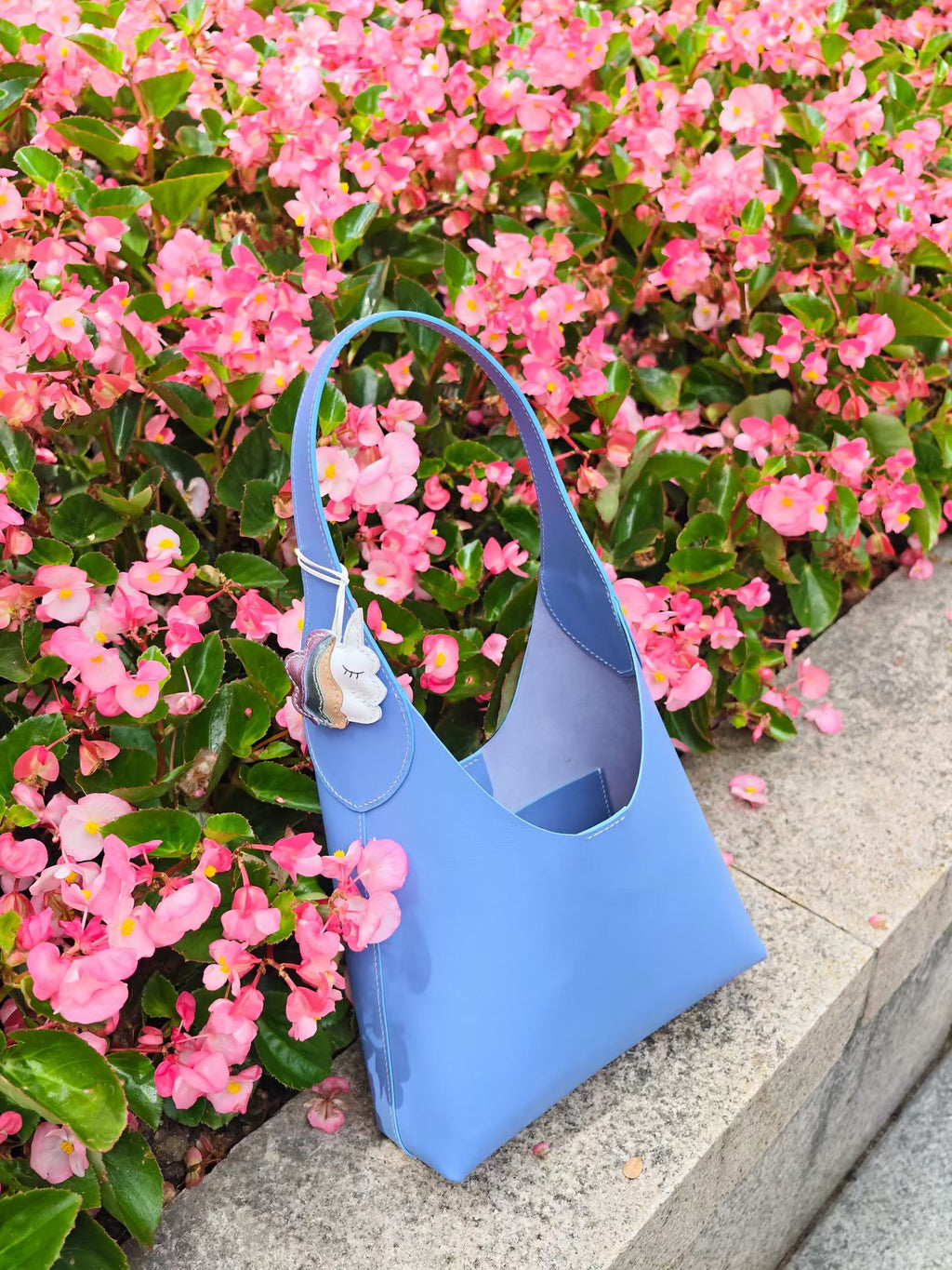 Limited Edition Vincent Summer Series Tote Handbags