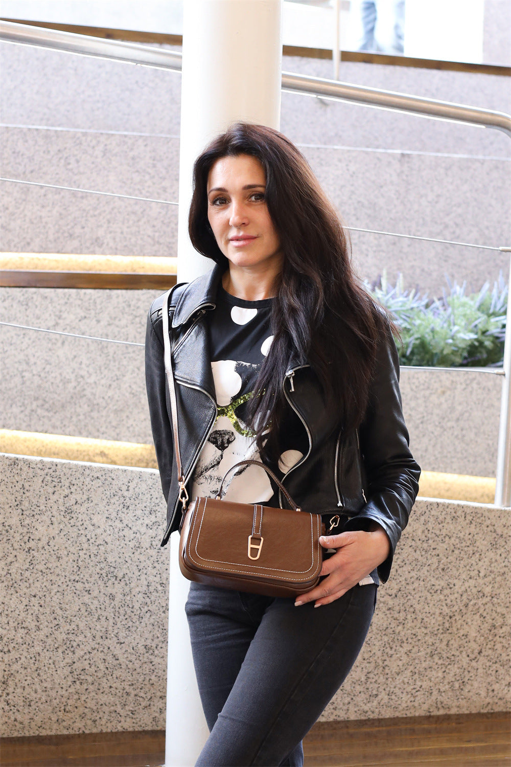 2026 New Fall Arrival Soft Leather Crossbody Flip-top Shoulder Bag